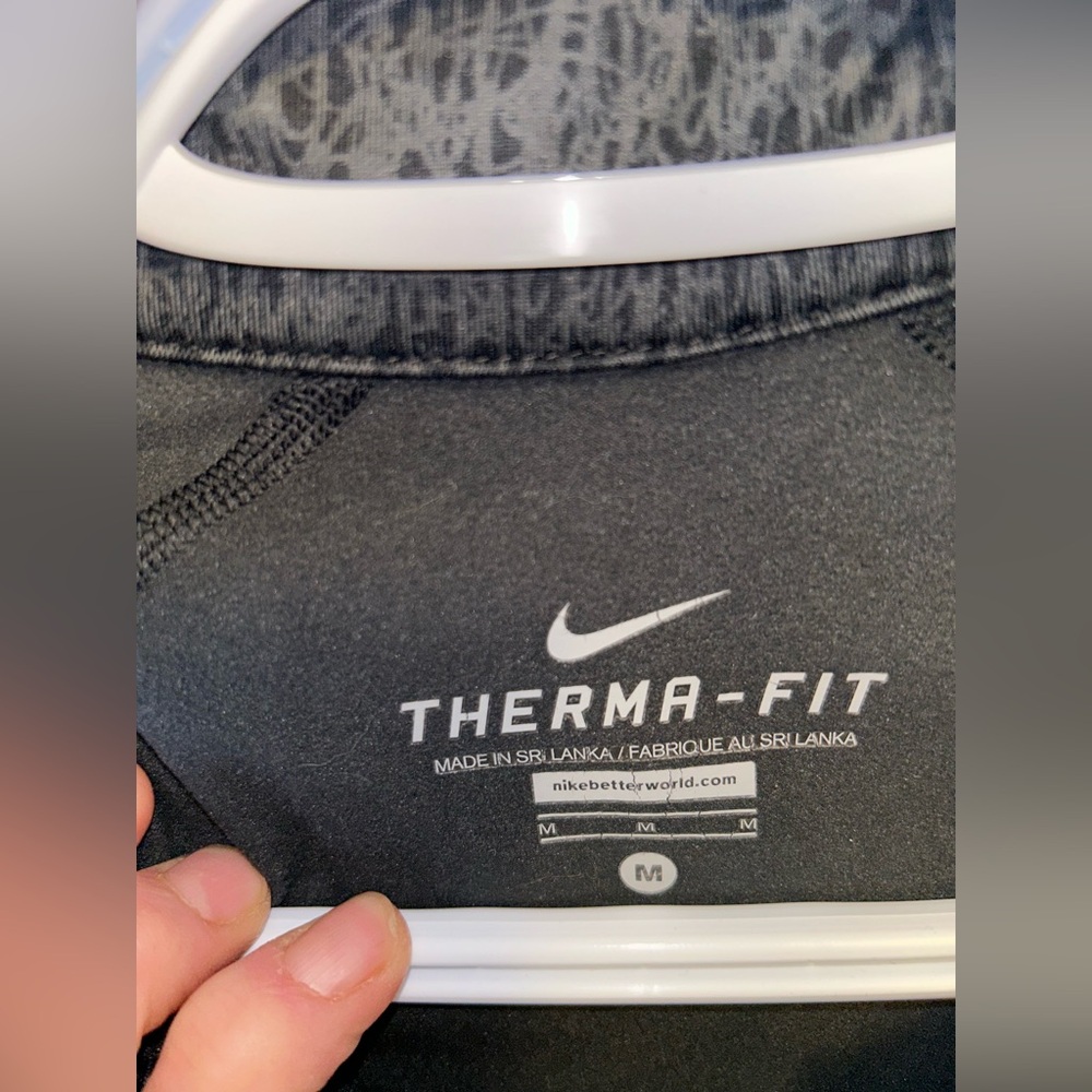 Vintage Nike Black and Gray Quarter Zip Pullover - Picture 7 of 7